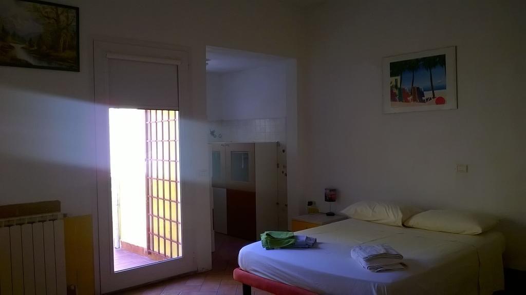 Colonna Home Florença Quarto foto